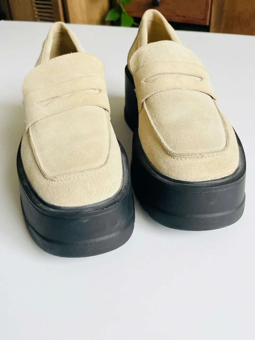 Free People SIZE 38 (US 7.5) Nico Suede Flatform loafer in Cappuccino Lug Sole